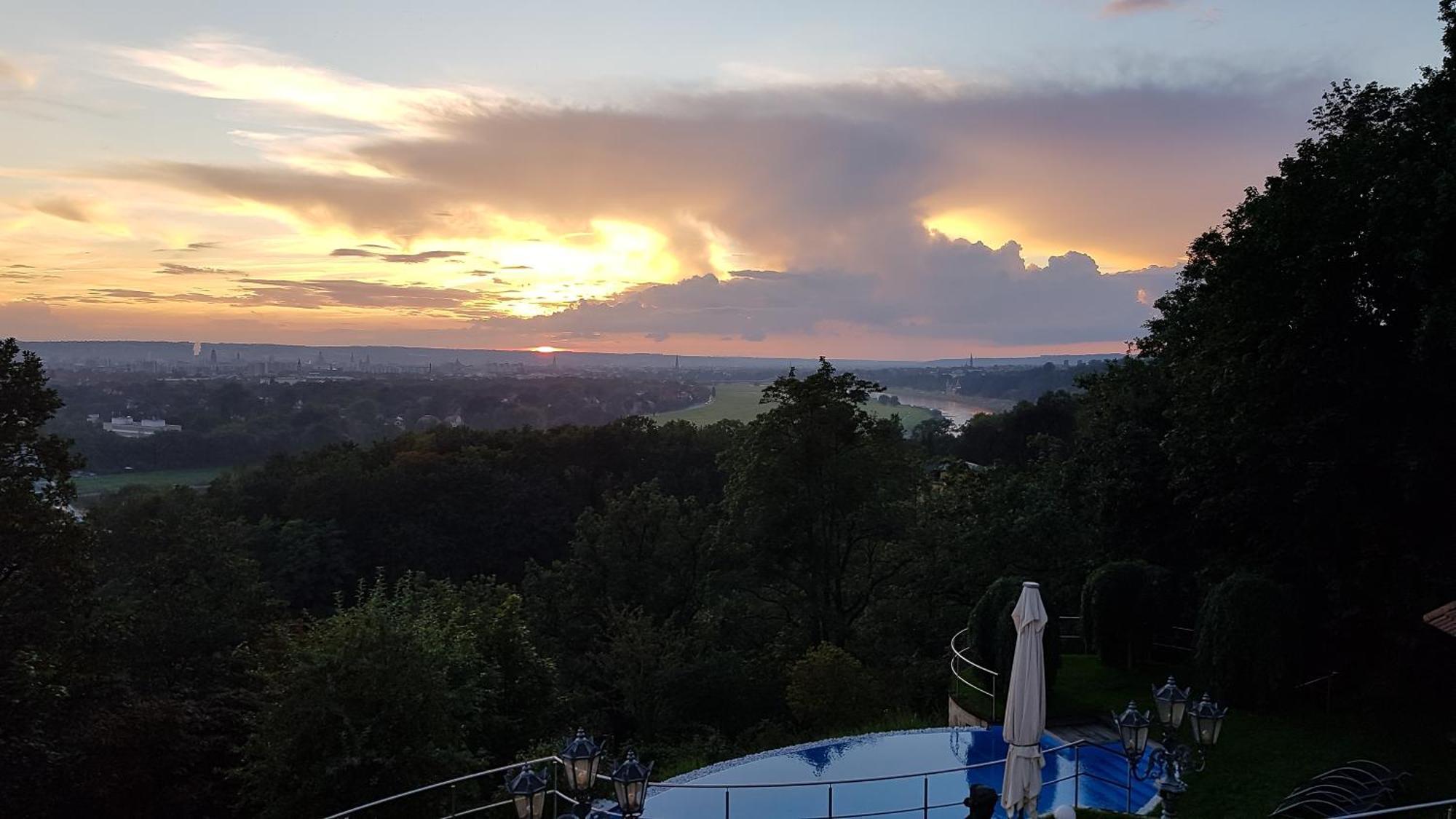 Villa Via Lapis - Panoramablick Ueber Dresden - Garten - Pool - Sauna - Luxus 外观 照片